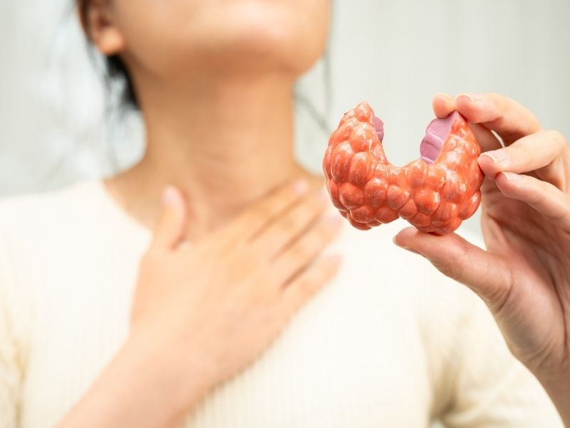 tiroid-ameliyati-sonrasi-surec-nasildir